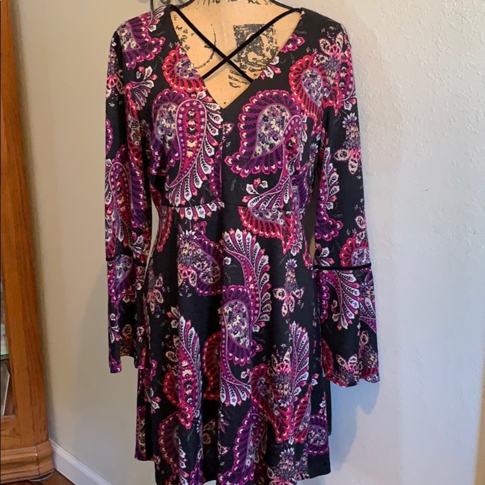 Purple and pink paisley Madison Leigh dress w/ bell sleeves- worn/washed once